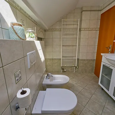 Apartma Storzic Preddvor